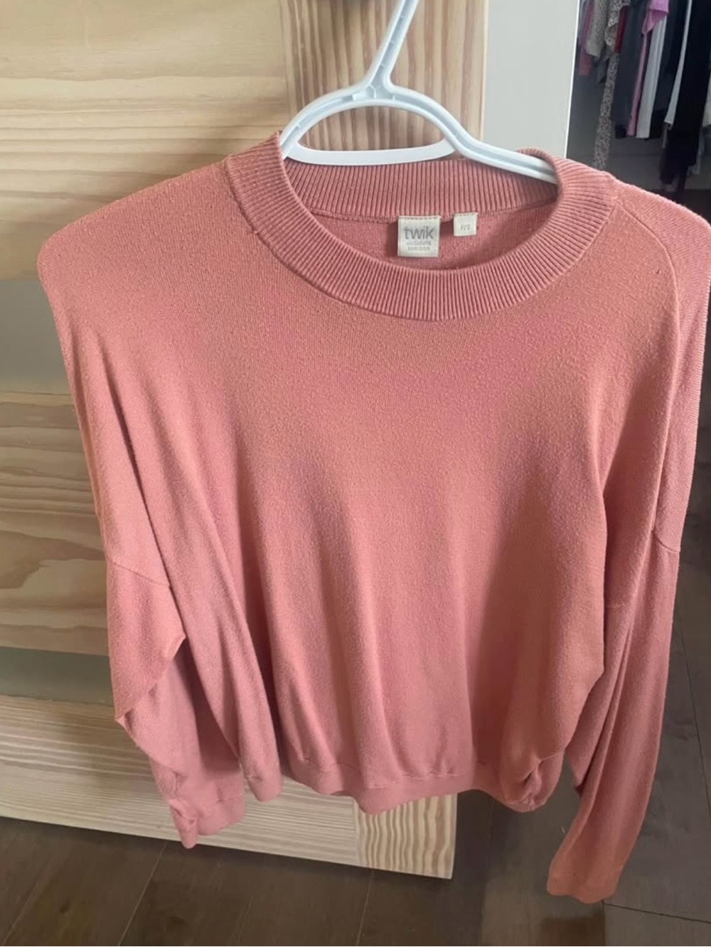 Twik Women's Crewneck Sweater in Dusty Rose - small